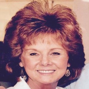 Meet your Posher, Carolyn